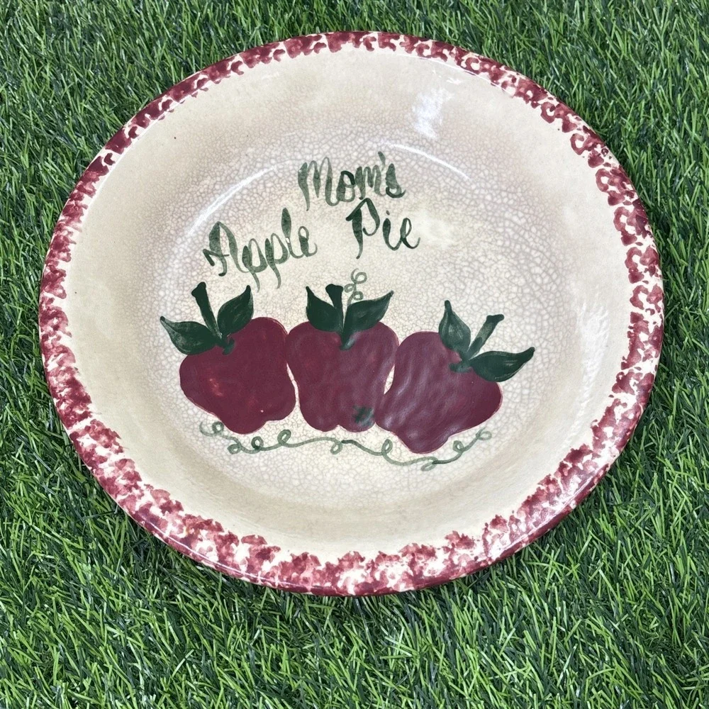 Vintage East Texas Pottery Mom's Apple Pie Ceramic Pie Dish Apple Country Decor